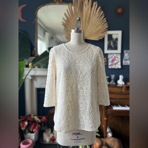 Iconic Sezane lace blouse. Size 36 S rare. Made of Italian lace